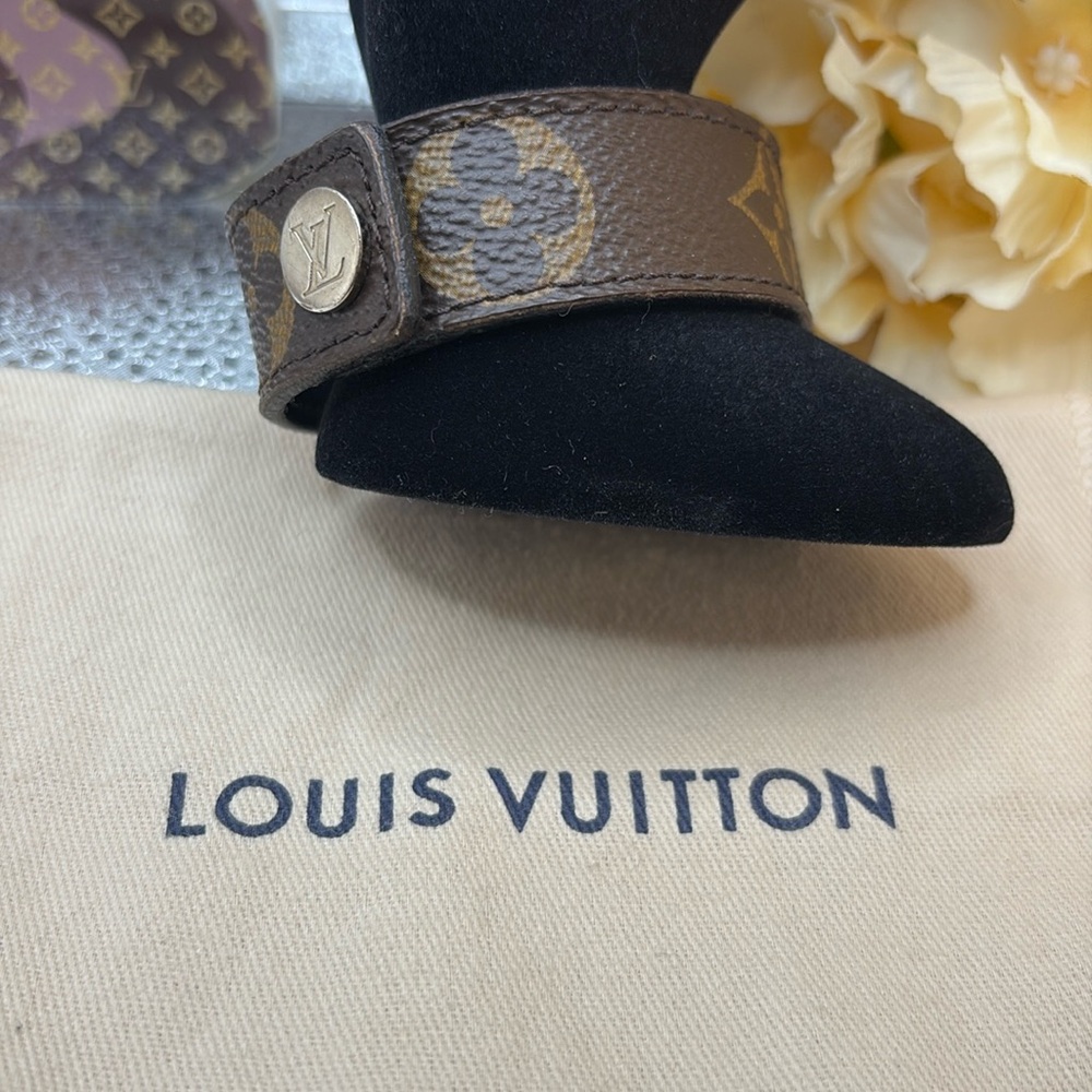 Auth🔥Louis Vuitton brown Monogram Silver LV Bracelet 7.6 “W/ LV dust bag -EUC - Picture 3 of 8